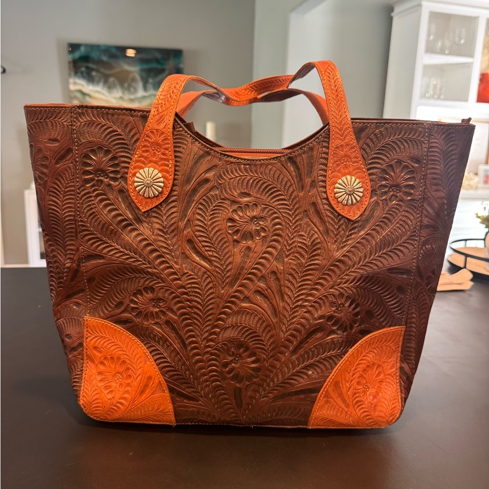Elegant Brown Leather Tote Bag